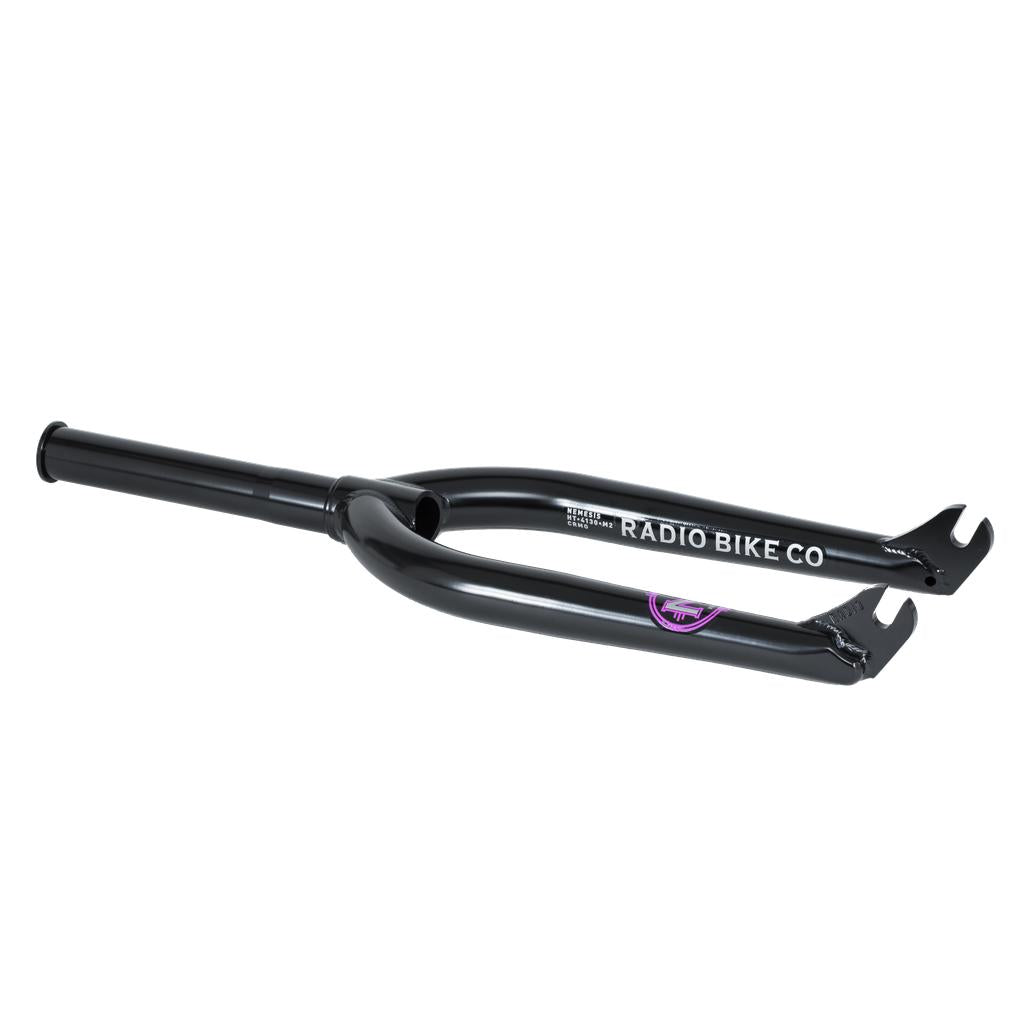 The Radio Nemesis Forks, made from heat-treated chromo with a curved design and visible logos on the legs, deliver a responsive front end. Shown here photographed against a white background.
