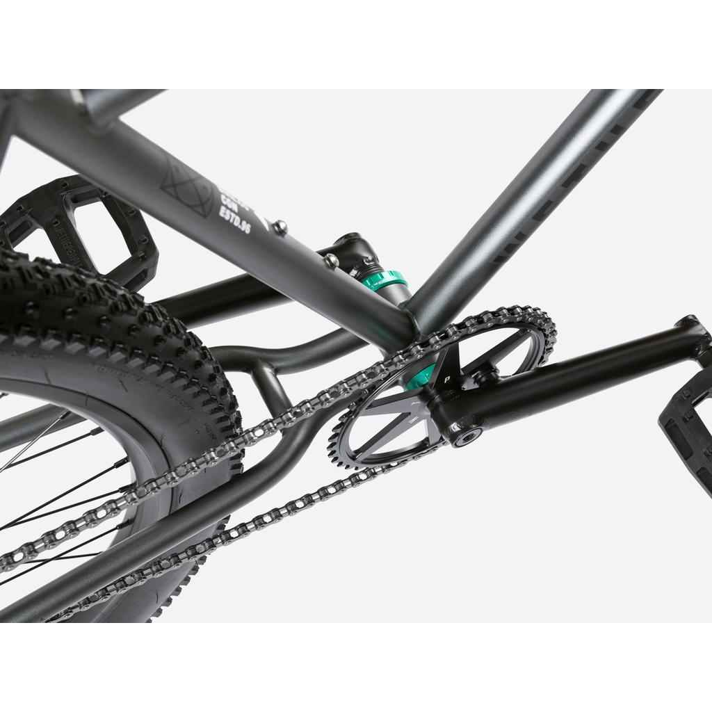 Wethepeople Avenger 27.5 Inch Bike