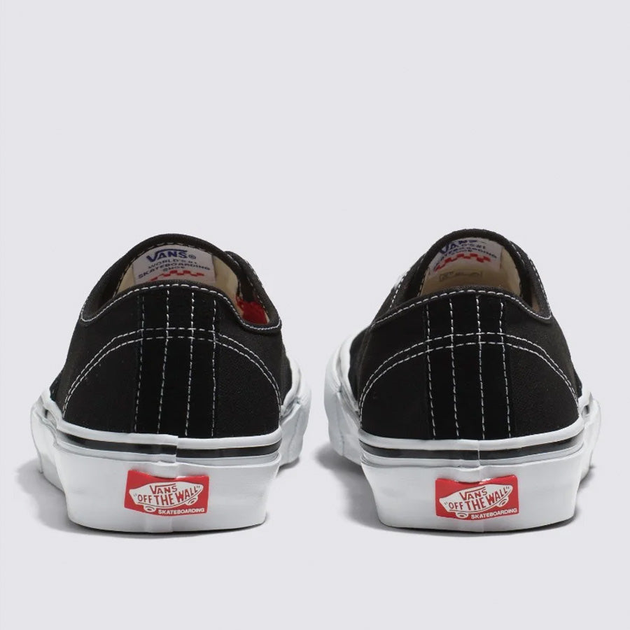 Vans Pro Skate Classics Authentic - Black/White lace-up shoes from the Pro Skate Classics collection.