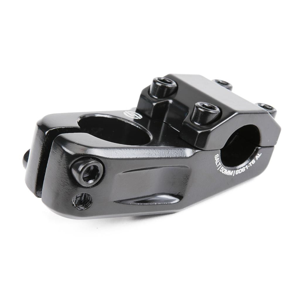 The Salt Am V2 Top Load Stem (22.2mm Clamp) is an affordable black stem with a four-bolt design, made for securely attaching handlebars to your bike’s steerer tube.