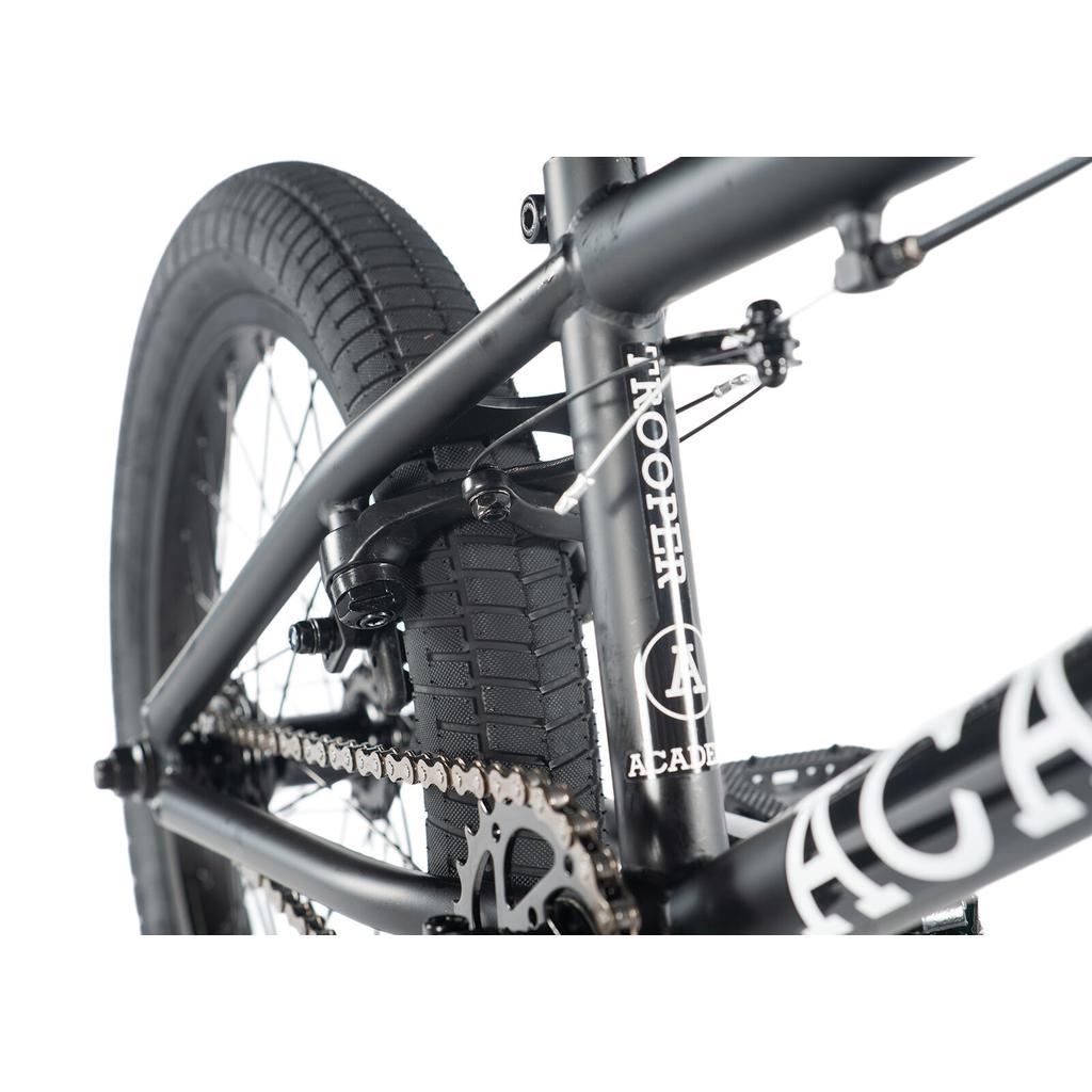 Academy Trooper 18 Inch Bike, Matte Black