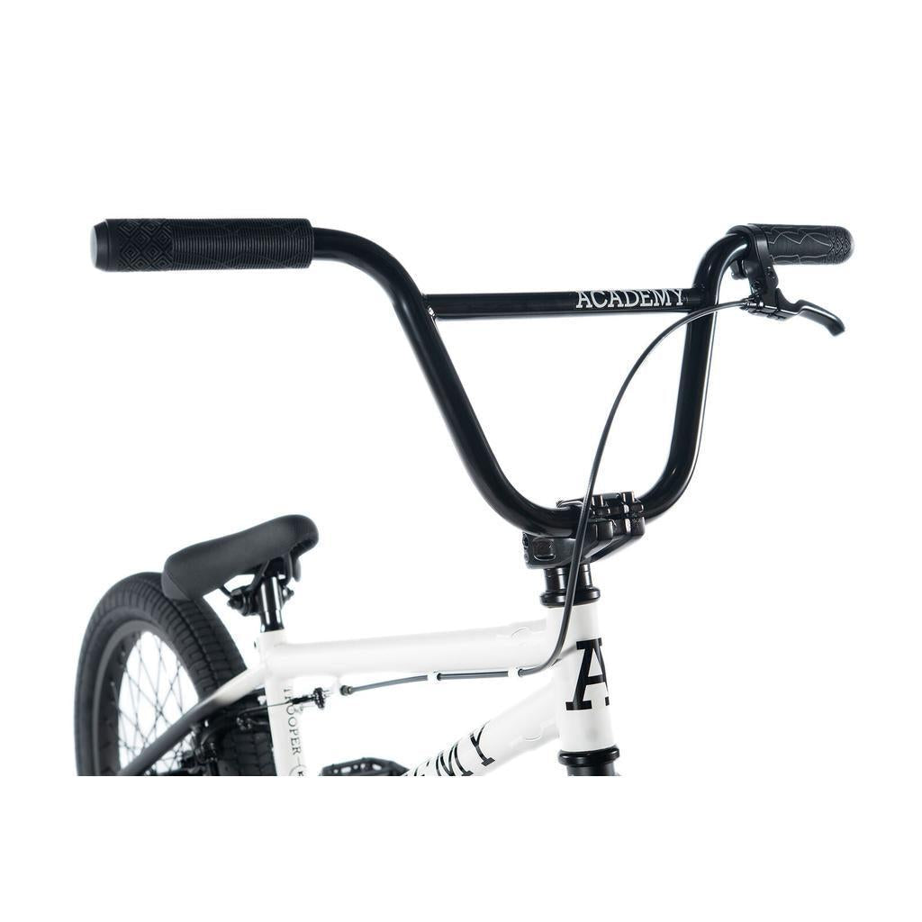Academy Trooper 18 Inch Bike, White / Black Fade