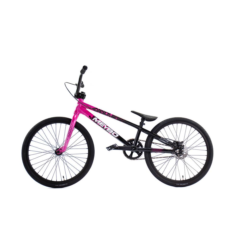 The Meybo 2026 Clipper Expert Bike is an entry-level race bike with a black frame and pink fork and handlebars, displayed in profile on a white background.