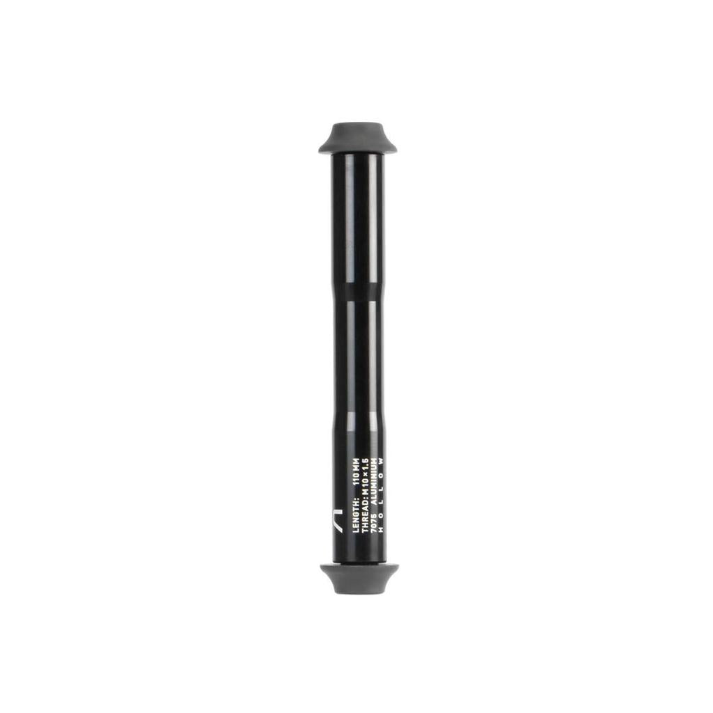 The Arise Echo Rear Axle Kit, made from 7075-T6 alloy, showcases a black design with rubber end caps. Marked "M12 x 1.25 L198" with arrow symbols, it is compatible with a cassette hub and is set against a white background.