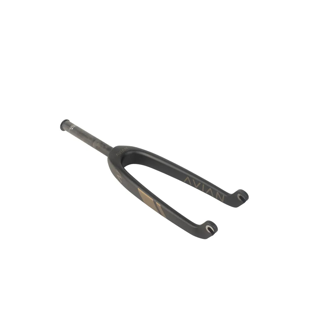 The Avian Versus Pro 20 Inch 10mm Carbon Fork is featured in matte black with gold accents and bold "AVIAN" branding, crafted from durable composite material, set against a white background.