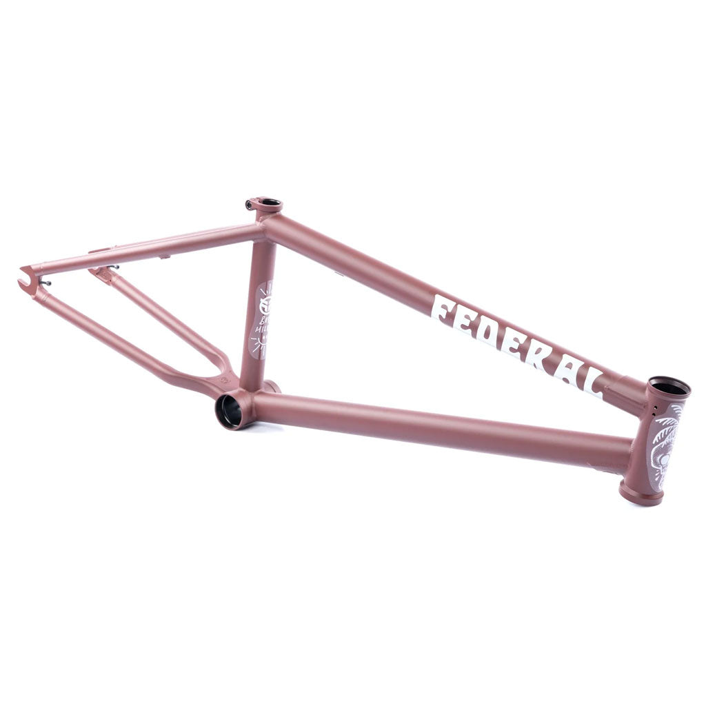 A Federal Boyd Hilder Signature ICS2 Frame with the word 'pearl' on it.