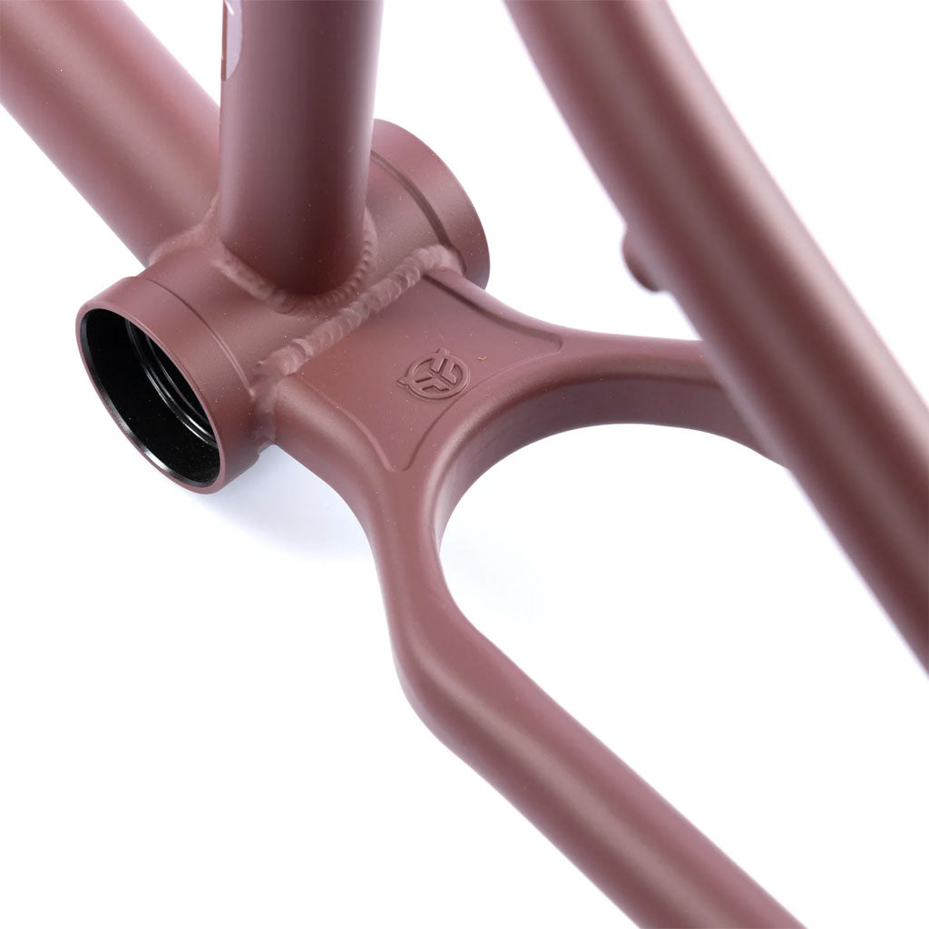 A close up of a pink Federal Boyd Hilder Signature ICS2 bicycle frame.