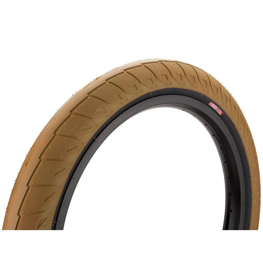 Cinema Williams Tyre (Each) / Gum/Blackwall / 20x2.5