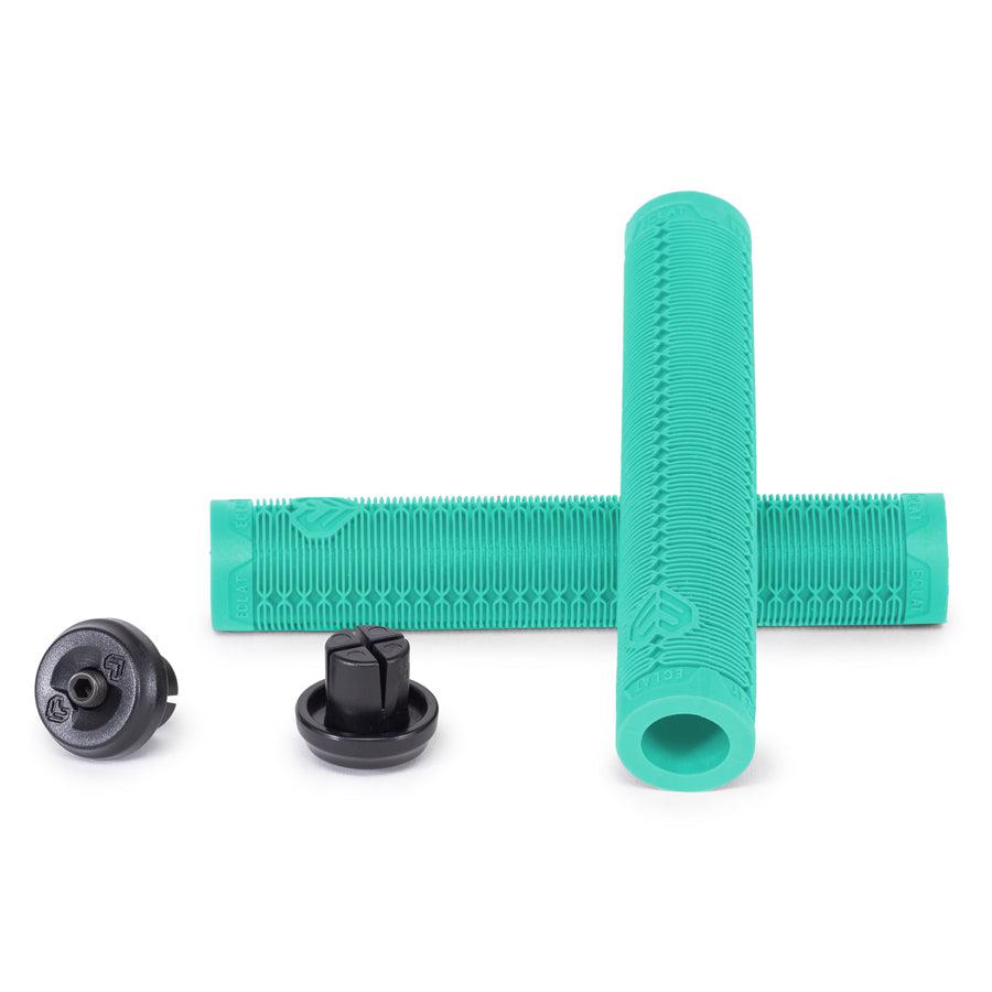 A pair of Eclat Shogun Grips on a white background.