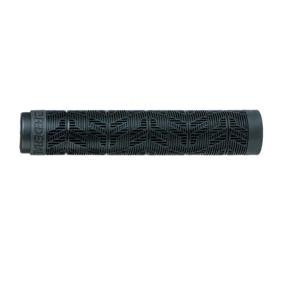 The Federal Command Flangeless Grips are black, cylindrical BMX grips with a textured geometric and ribbed pattern and "FEDERAL" embossed on one end.