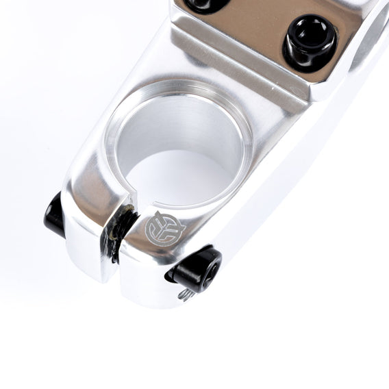 The Federal Element V2 Top Load Stem is an aluminum bicycle stem with a circular opening for handlebars and multiple bolts to ensure secure attachment, providing optimal reach and stability.