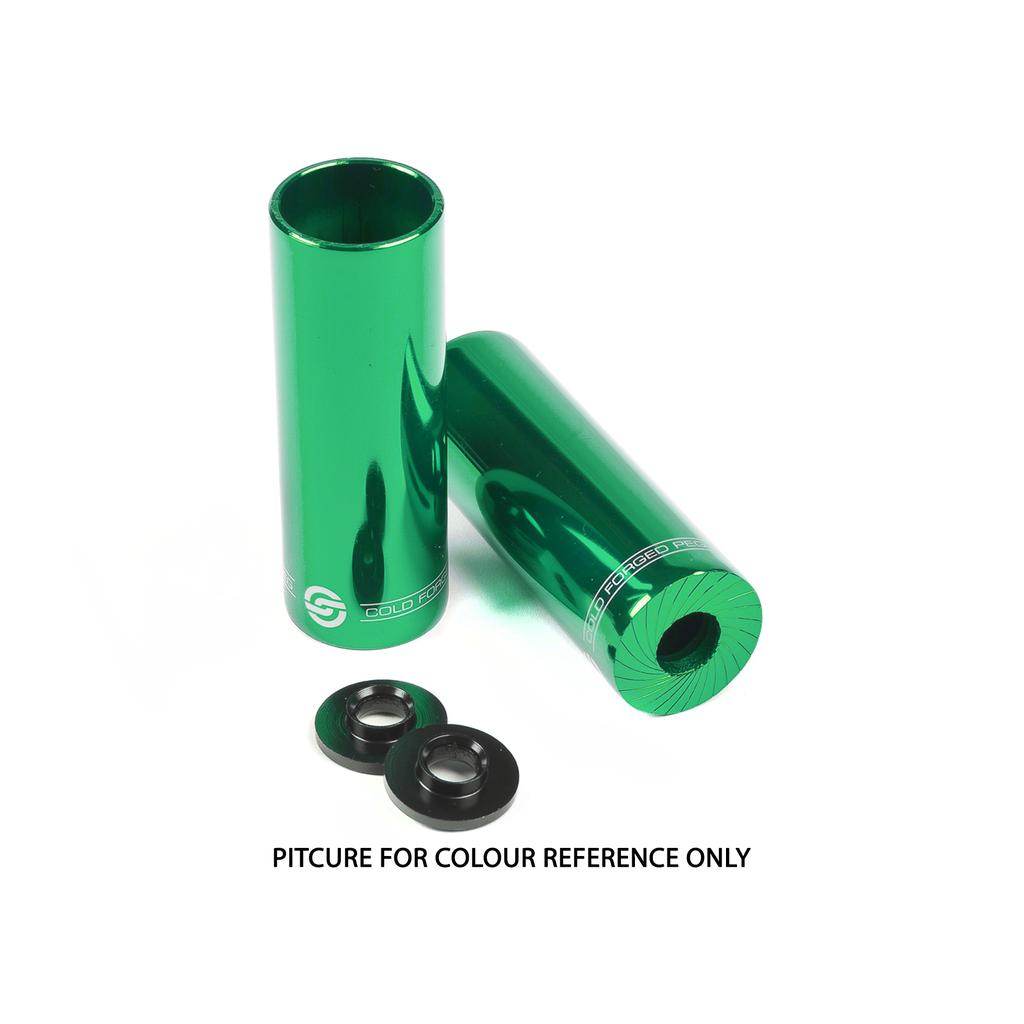 Two green Salt AM Steel Pegs (Pair) with black circular inserts, designed for a 14mm axle, arranged on a white background. Text below reads: "PICTURE FOR COLOUR REFERENCE ONLY.