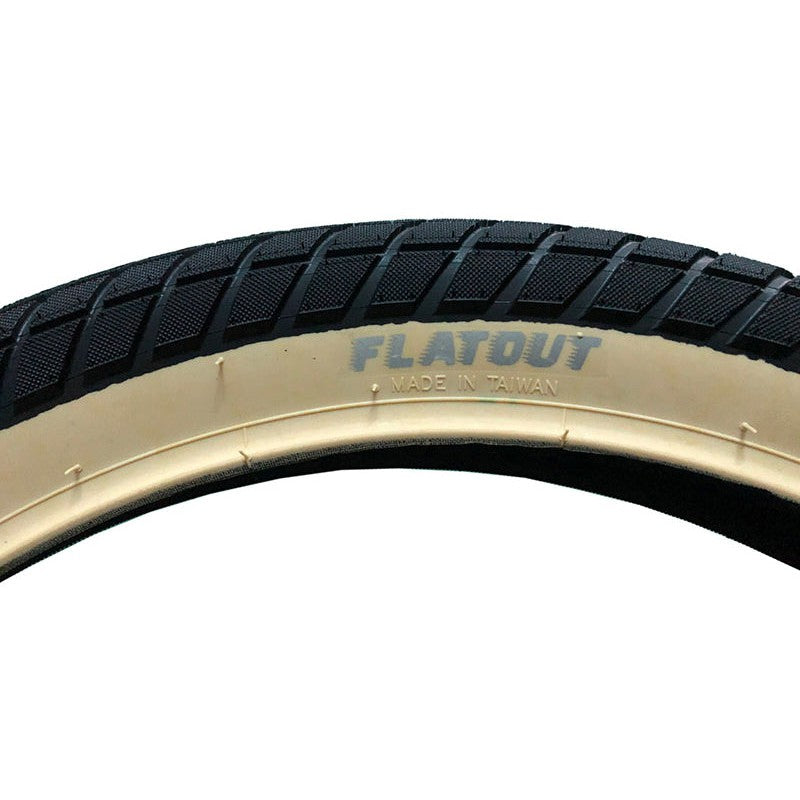 Relic Flatout Tyre (Each) / Black/Gumwall / 20x2.1