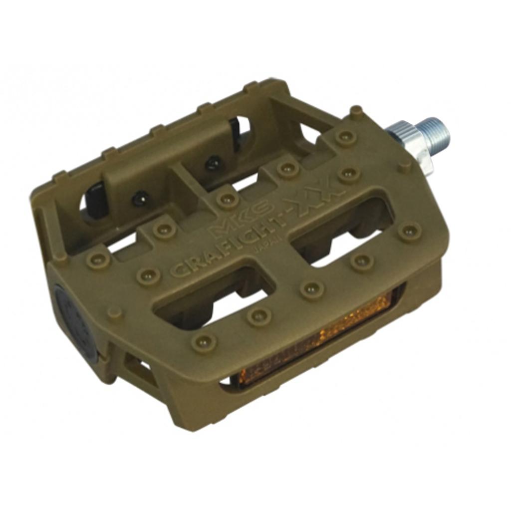 The MCS Grafight XX Platform Pedals feature a brown fiberglass resin body, metal spindle, built-in reflector, and durable construction for added strength.