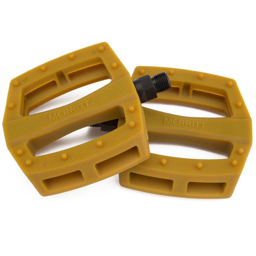 A pair of Merritt P1 Pedals with a low profile design on a white background.