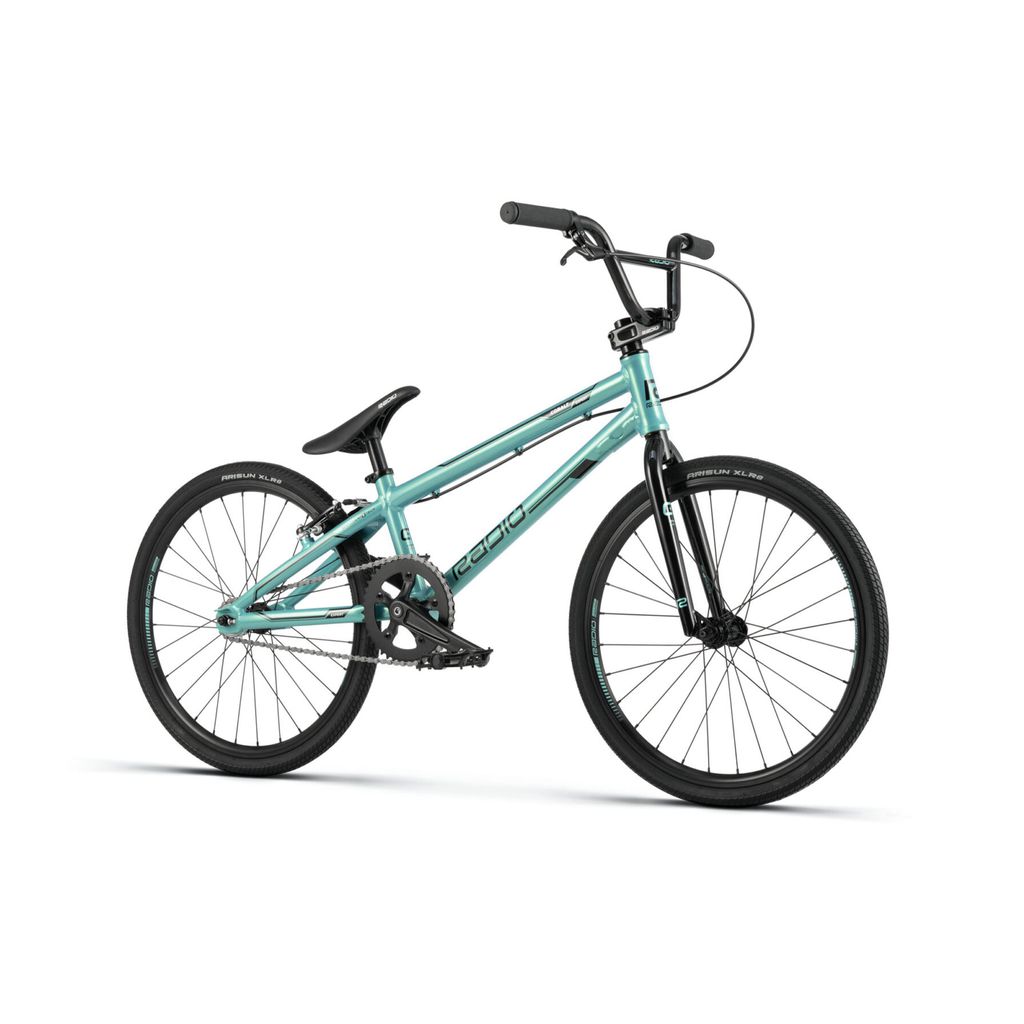 Radio Cobalt Expert Bike with a black seat, black handlebars, and black tires.