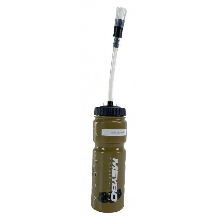 The SD Water Bottle (With Straw) features measurement markings and a flexible straw attached to the lid—perfect for convenient helmet hydration during your ride.