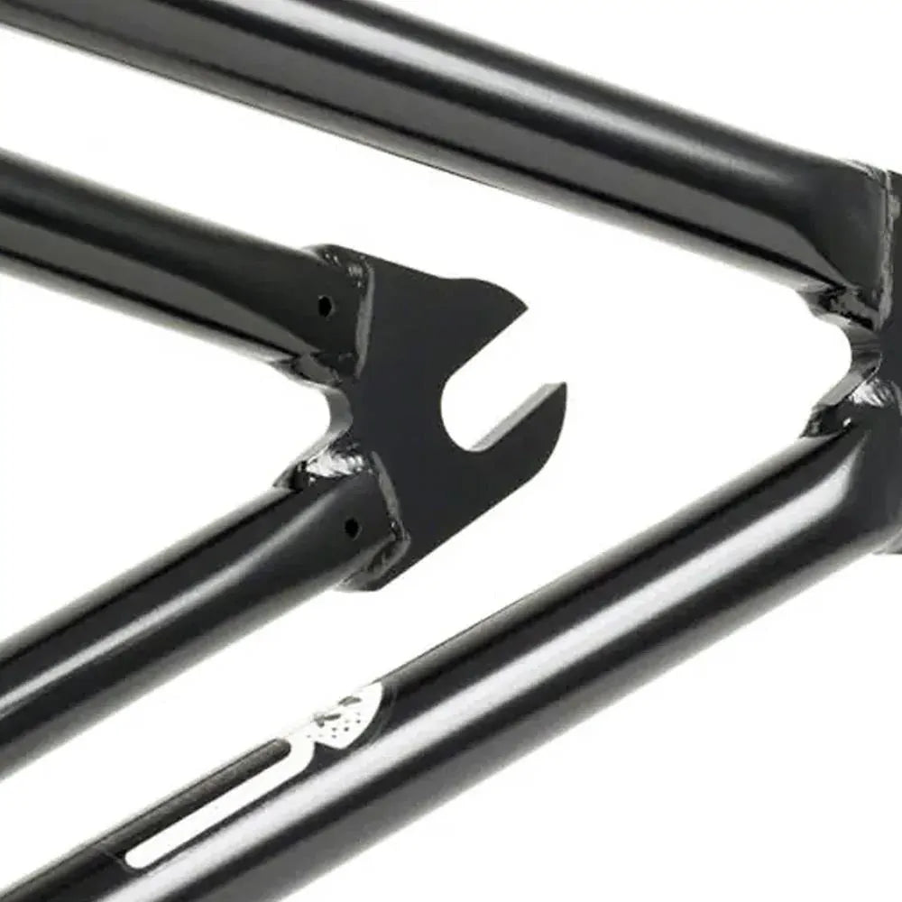 Close-up of a Subrosa OM V2 Frame dropout in black, highlighting the slot for mounting the rear wheel axle.
