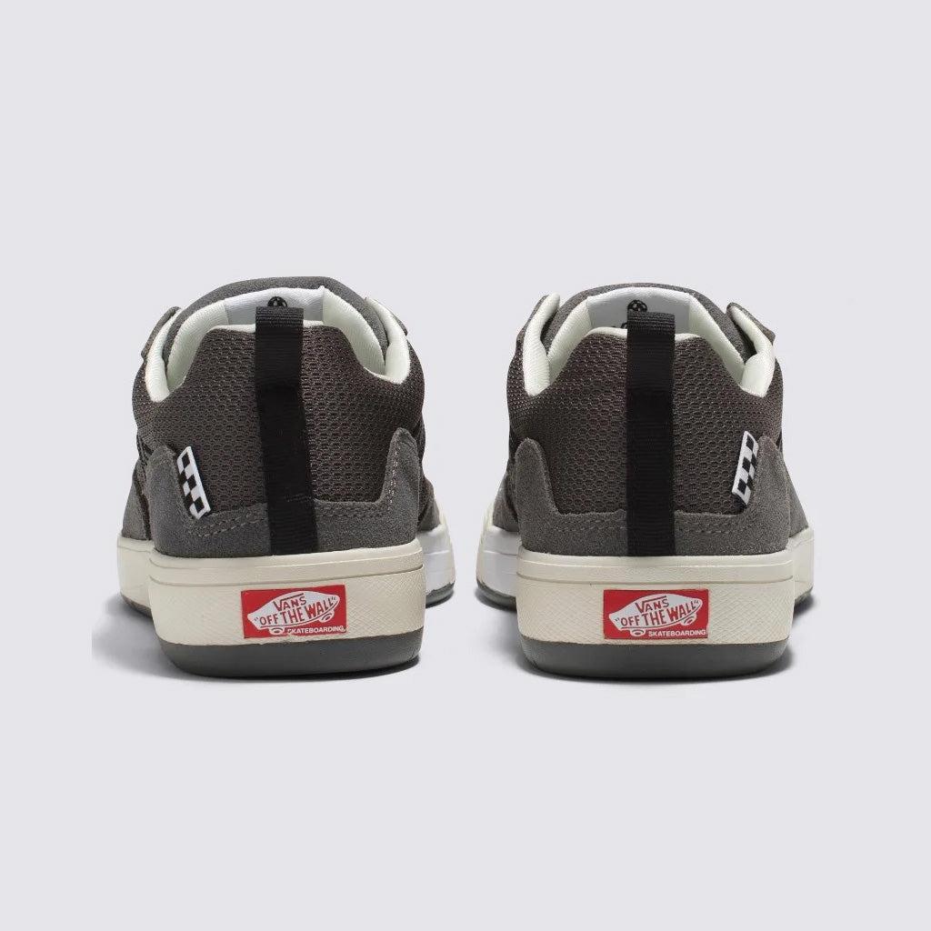 Vans Zahba Pro Skate Shoes - Grey/Black offer exceptional performance features with a focus on sustainability.