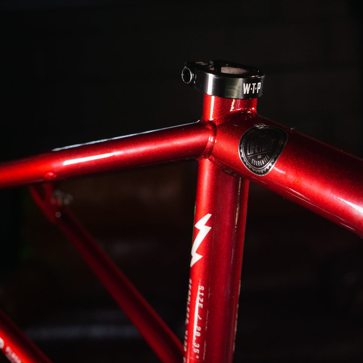 The Wethepeople Flash Frame is here, but not for long! ⚡️