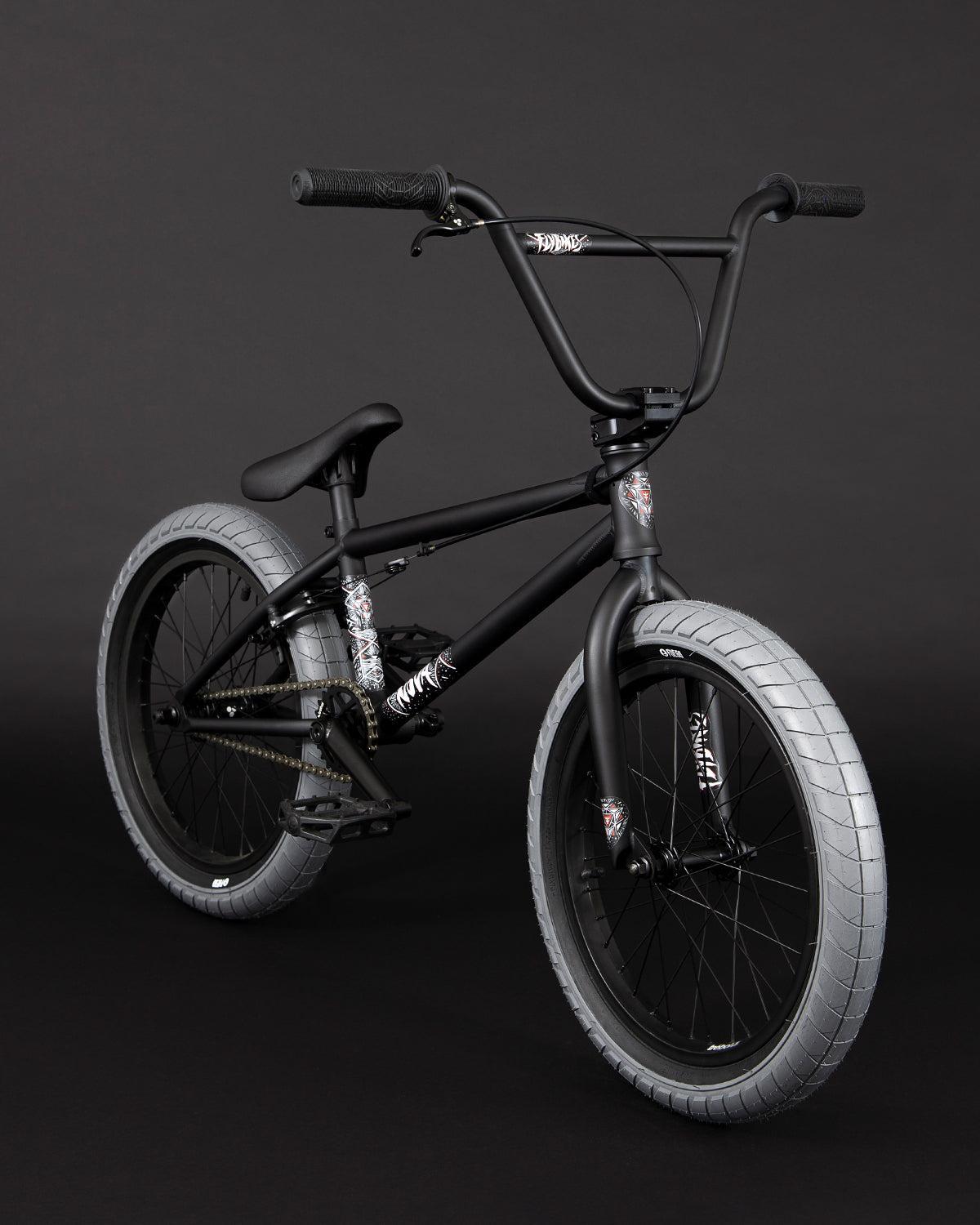 Fly Bikes Nova 18 Inch Bike / Flat Black