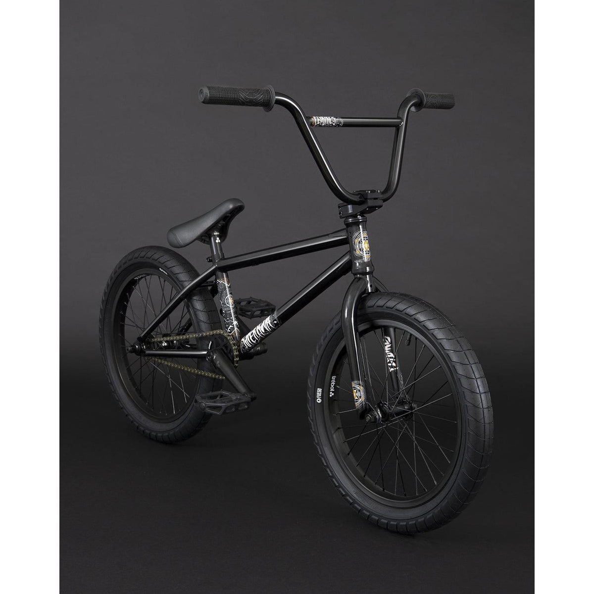 Fly Bikes Supernova 18 Inch Bike / Gloss Black