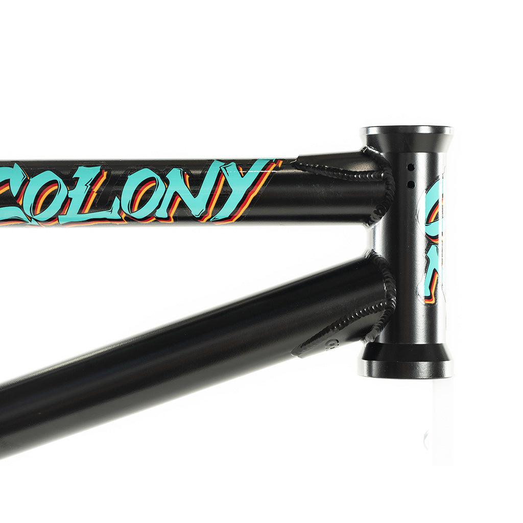 A Colony 2024 Sweet Tooth frame with the word colony on it.