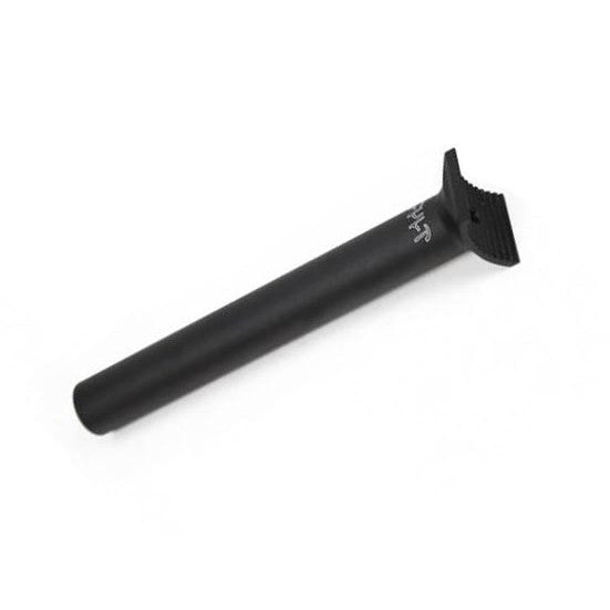 Cult Pivotal Seat Post / Black