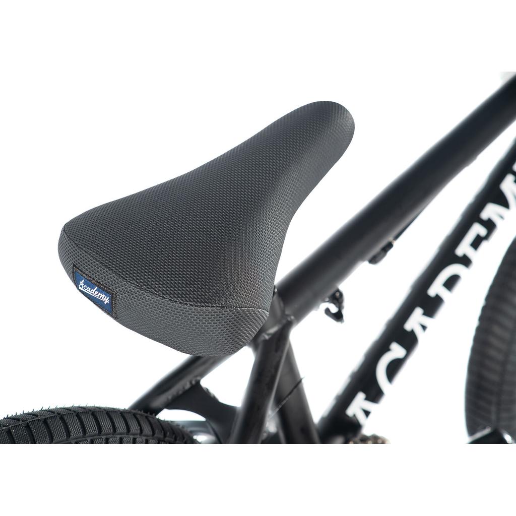 Academy Trooper 16 Inch Bike, Matte Black