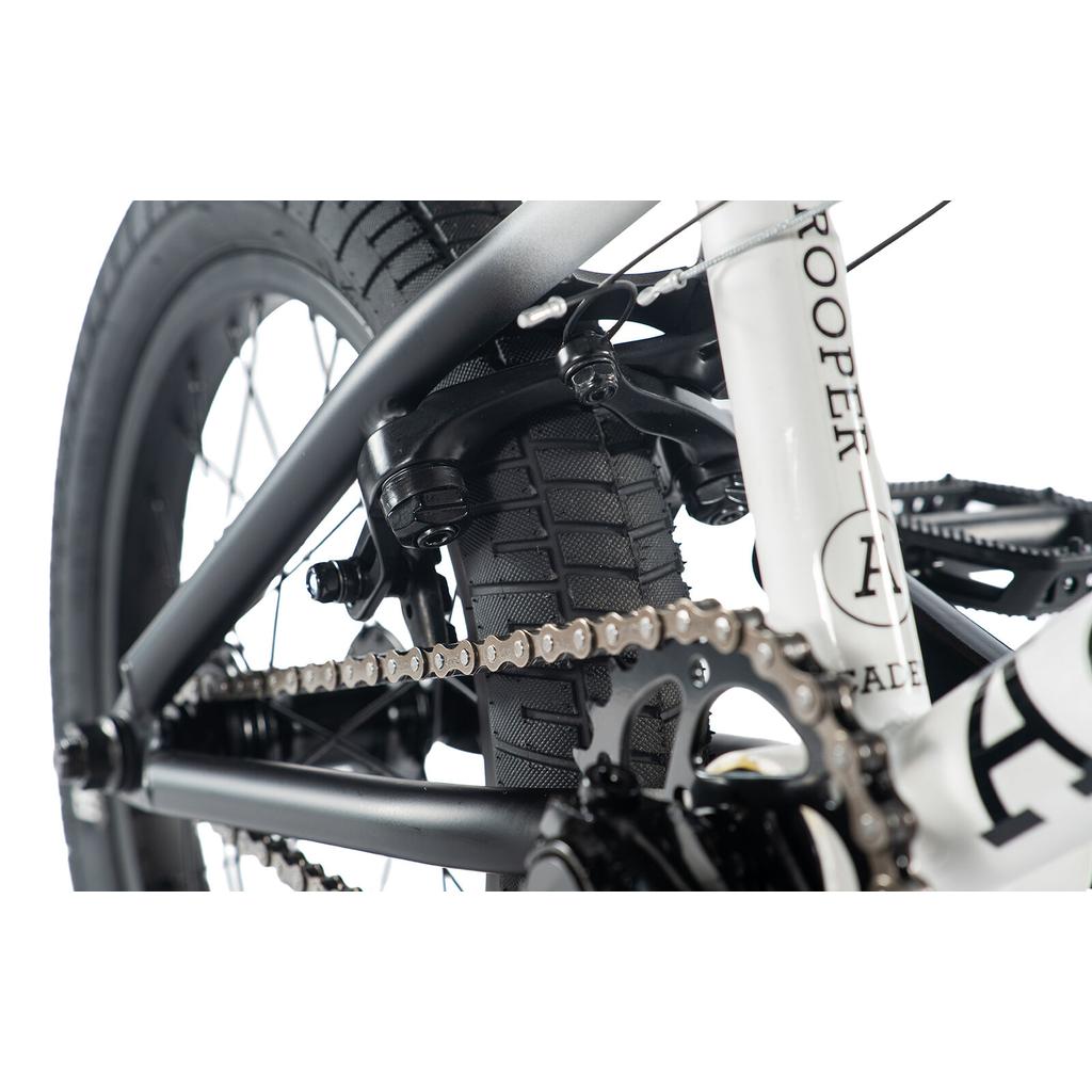 Academy Trooper 16 Inch Bike, White / Black Fade