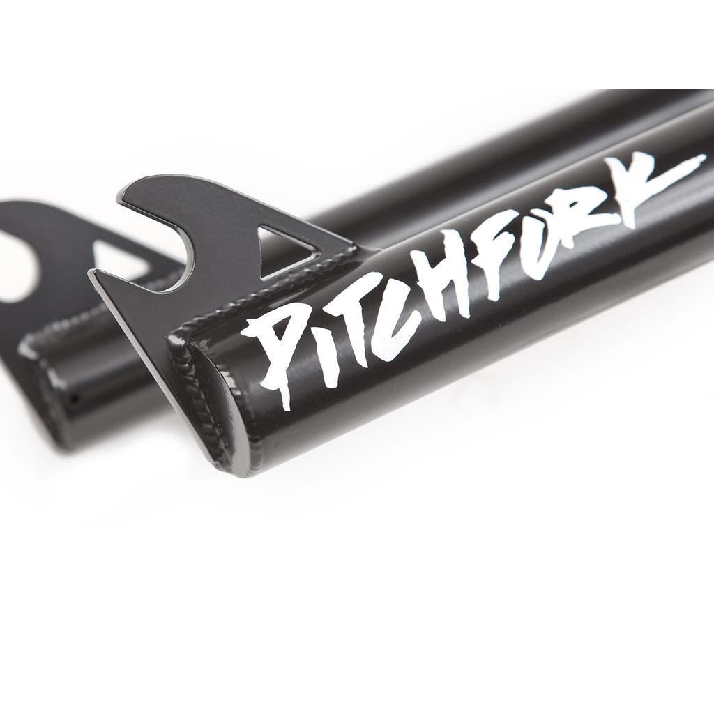S&M Pitchfork 18 Inch Fork