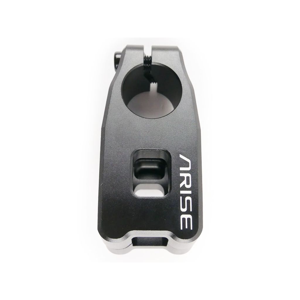 The Arise Neon Pro OS Top Load Stem (31.8mm Clamp) is expertly CNC machined from 6061-T6 alloy, featuring a sleek design with a circular handlebar opening, a rectangular cutout below, and a wider faceplate for enhanced stability.