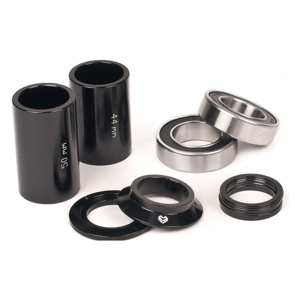 Eclat Bottom Bracket / Black / Mid 22mm