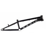 The Radio Raceline Helium 2025 Pro XXXXL Frame boasts a sleek, horizontal design with "Radio" branding and is made from hydroformed 6061 alloy. It features a sliding dropout disc system for improved versatility and performance.