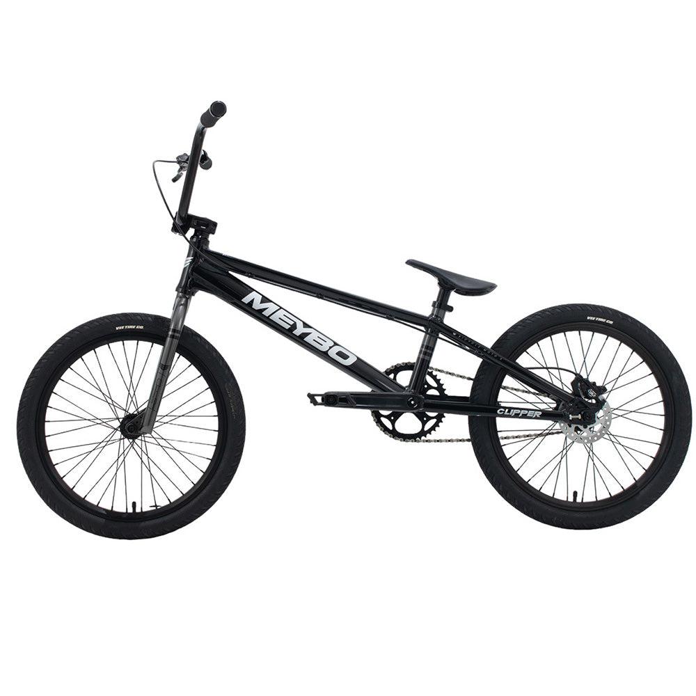 An entry level race bike, the black Meybo 2024 Clipper Disc Pro 22 Bike, stands out on a clean white background.