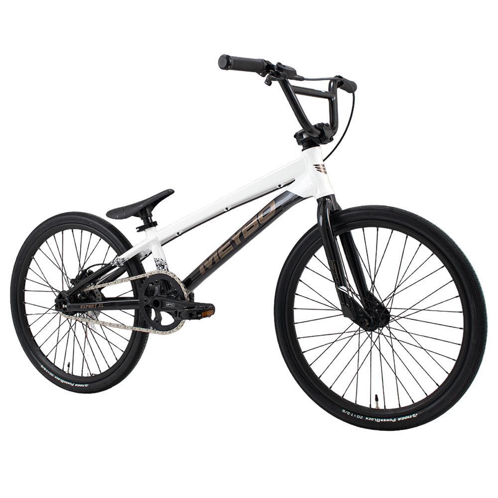 A Meybo 2024 Superclass Expert XL Bike on a white background.
