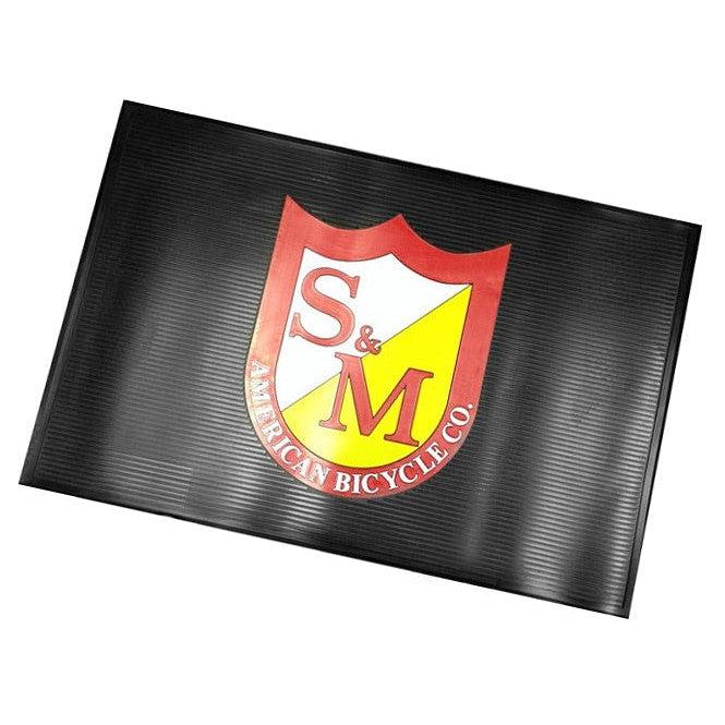 S&M Shield Floor Mat 900x600