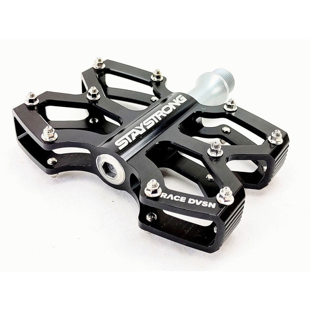 Stay Strong Axis Junior Platform Pedals / Black / Junior / 9/16