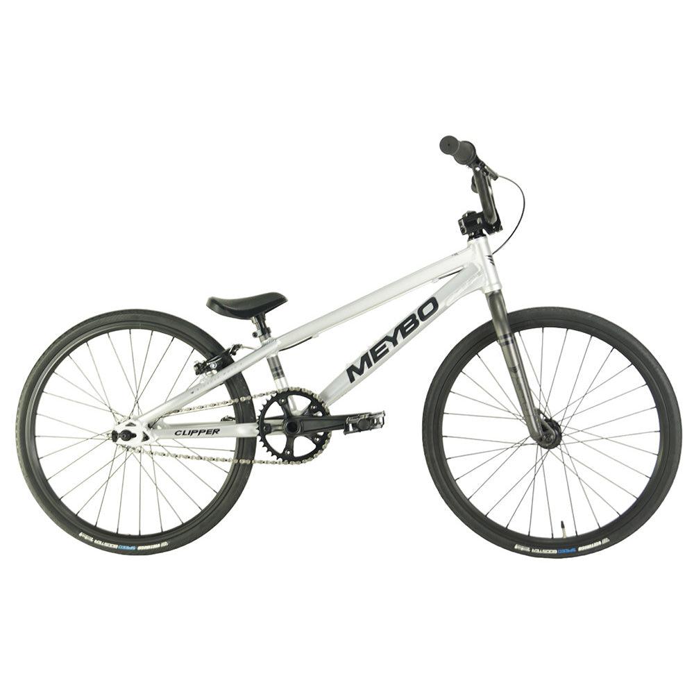 A white Meybo 2024 Clipper Junior Bike on a white background featuring hydraulic disc brake.