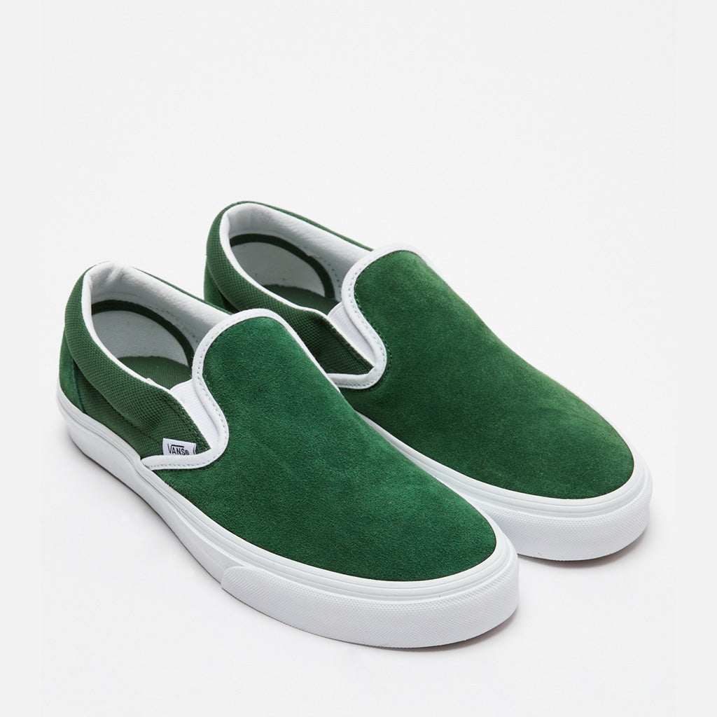 Vans Classic Slip-On Shoes - Vans Club Green/White in green suede, perfect for a LUXBMX BMX setup.