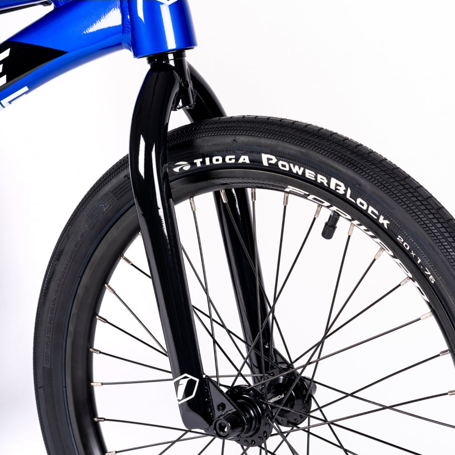 A blue and black Inspyre Evo Disc Expert XL Bike is shown against a white background.