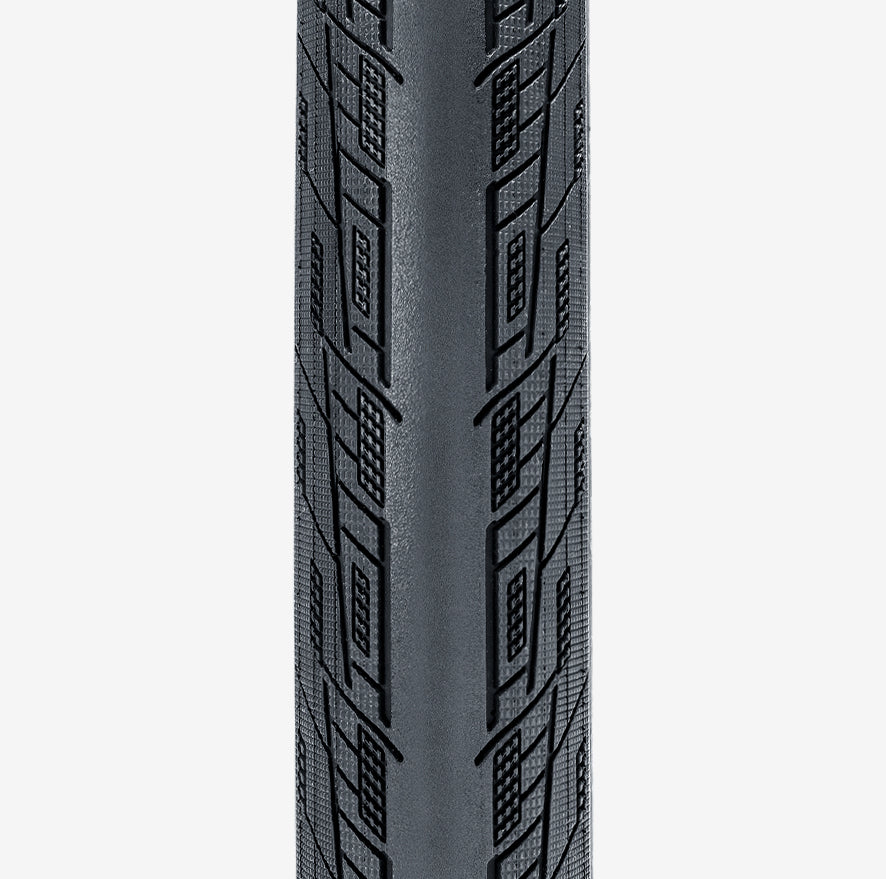 A Tioga FASTR X 20 Inch Tyre (Wire Bead) on a white background.