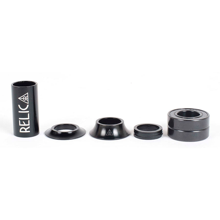 A set of black rims with Relic Sealed Mid BB, precision sealed bearings and crank arm spacers.