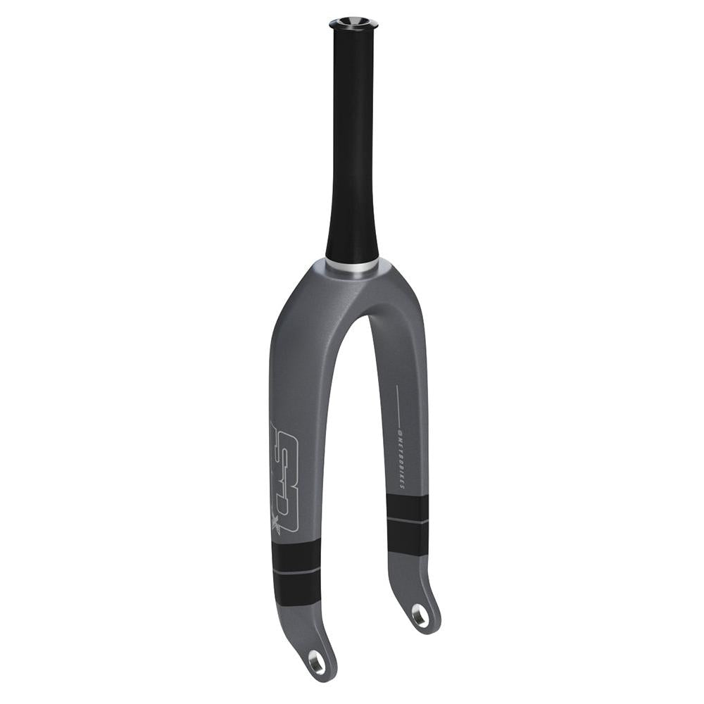 The SD Expert 1 1/8 V2 Carbon Fork 20 Inch 10mm (2026 Colours) features a lightweight design with subtle graphics and branding, suitable for expert-level riders.